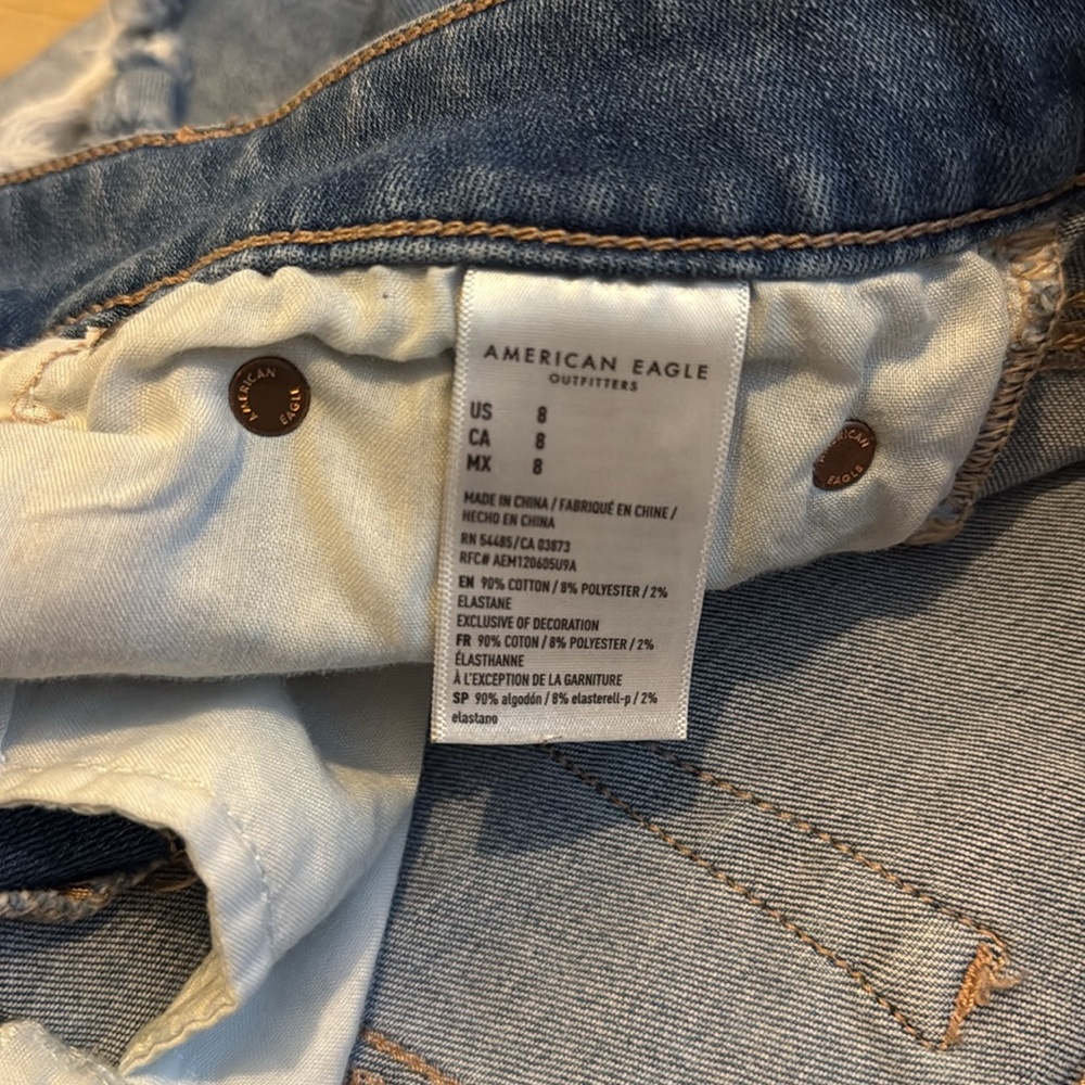 American Eagle Shorts - Picture 4 of 4